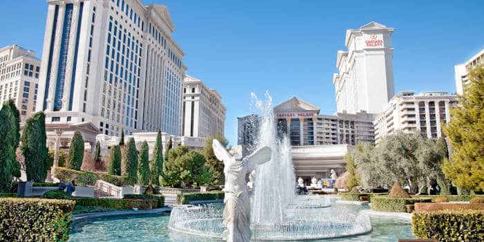 Caesars Entertainment เติบโตขึ้นด้วยผู้อำนวยการทั่วไปที่มีอิสระอย่างเป็นทางการ 2 คน