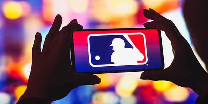 MLB เรียกคืน Pete Rose และ Joe Jackson จากเหตุการณ์เดิมเกี่ยวกับการพนัน