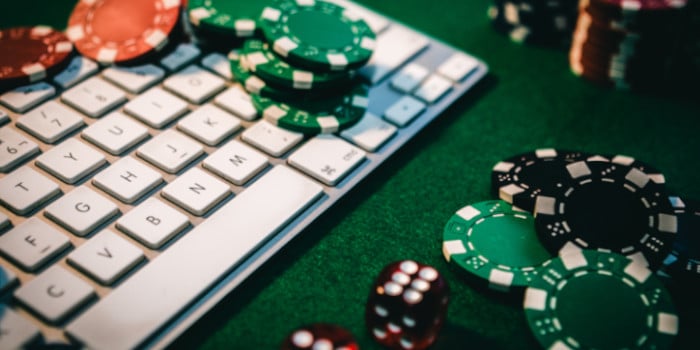 การยกเลิกการแข่งขันออนไลน์ WSOP, เกือบตัดสิทธิ์ผู้เล่น